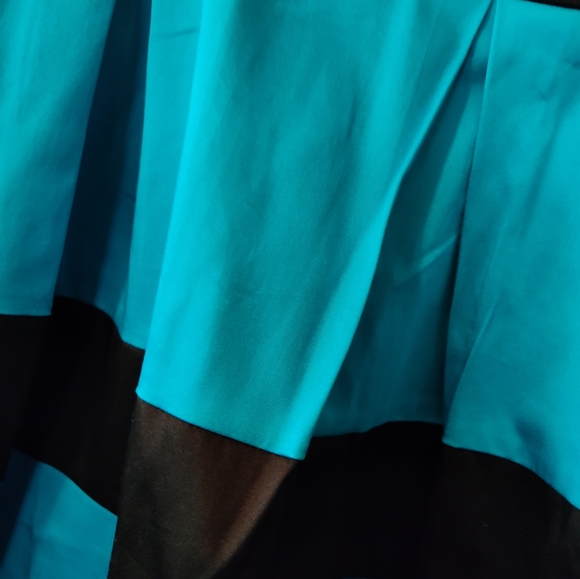 Spense Petite • Dress - Picture 2 of 3